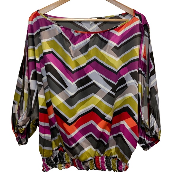 Halo Print Slit-Sleeve  Top - Picture 1 of 6